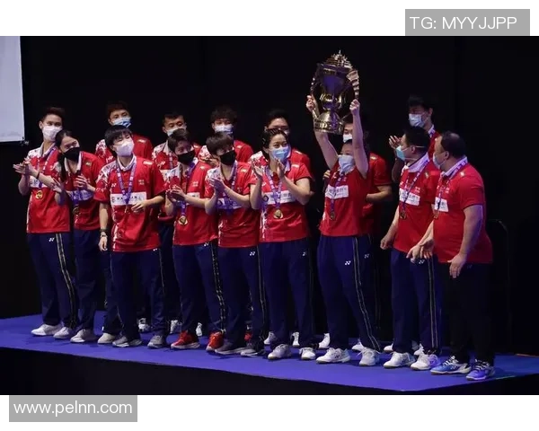 成都羽毛球队与杭州羽毛球队赛后复盘意识分析与战术探讨 成都羽毛球队与杭州羽毛球队赛后复盘意识分析与战术探讨